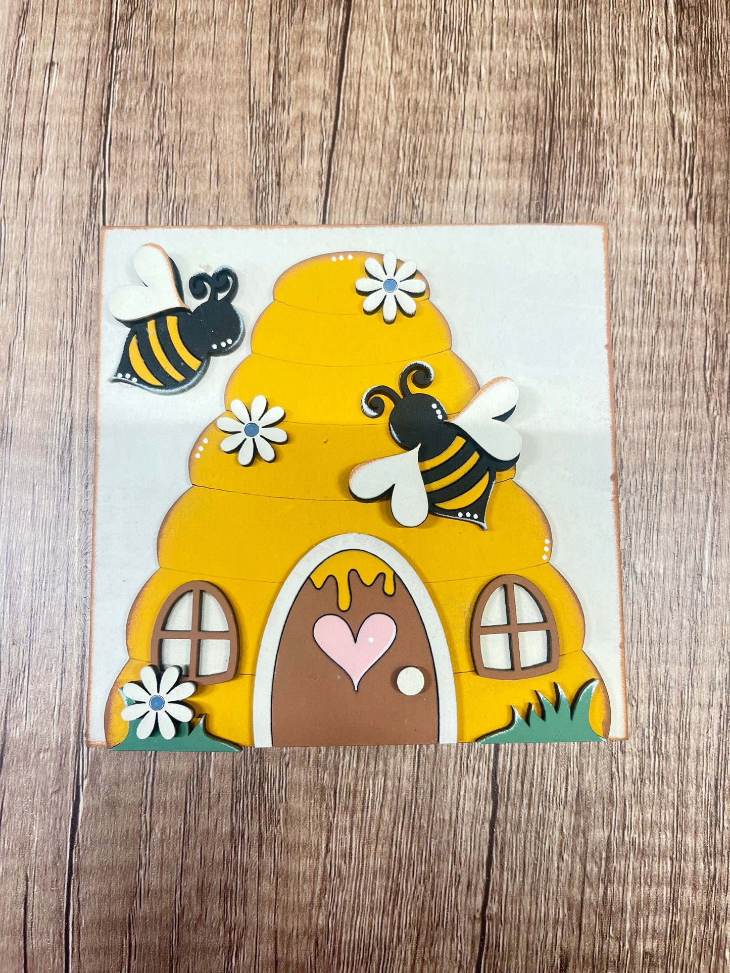 Bee Hive House Ladder Tile