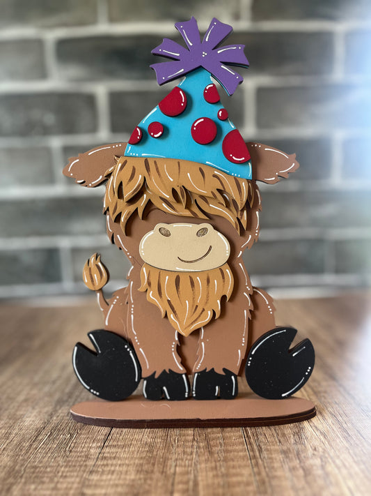 Interchangeable Highland Cow Birthday Hat
