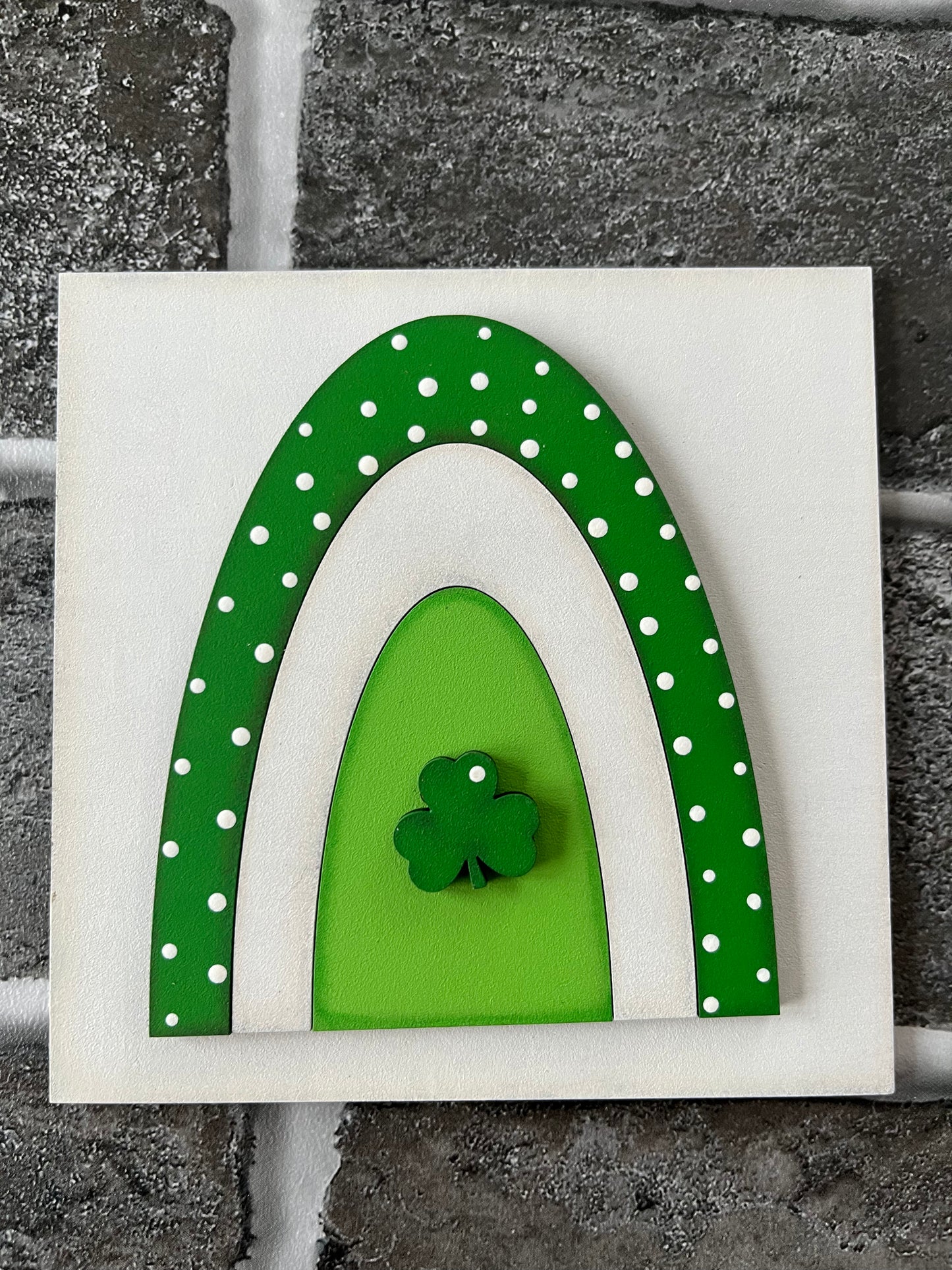 St.Patrick’s Day Rainbow Ladder Tile