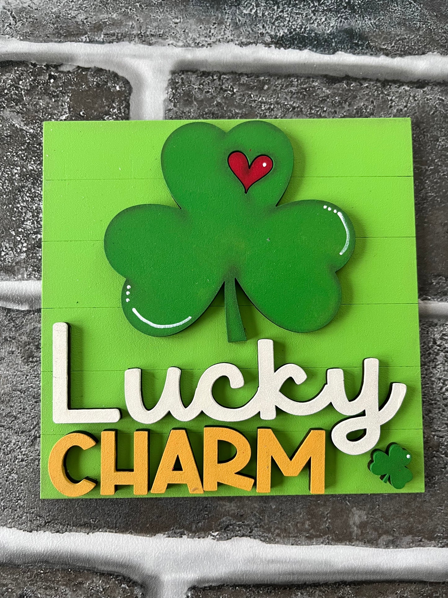 Lucky Charm Ladder Tile
