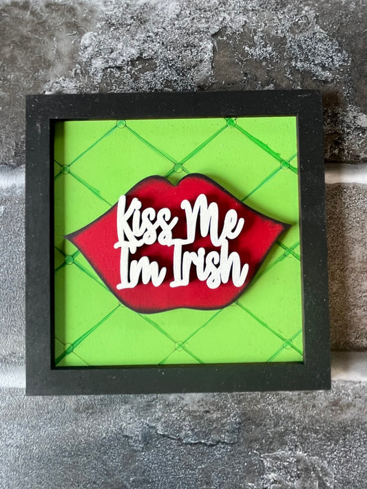 Kiss Me I’m Irish Ladder Tile