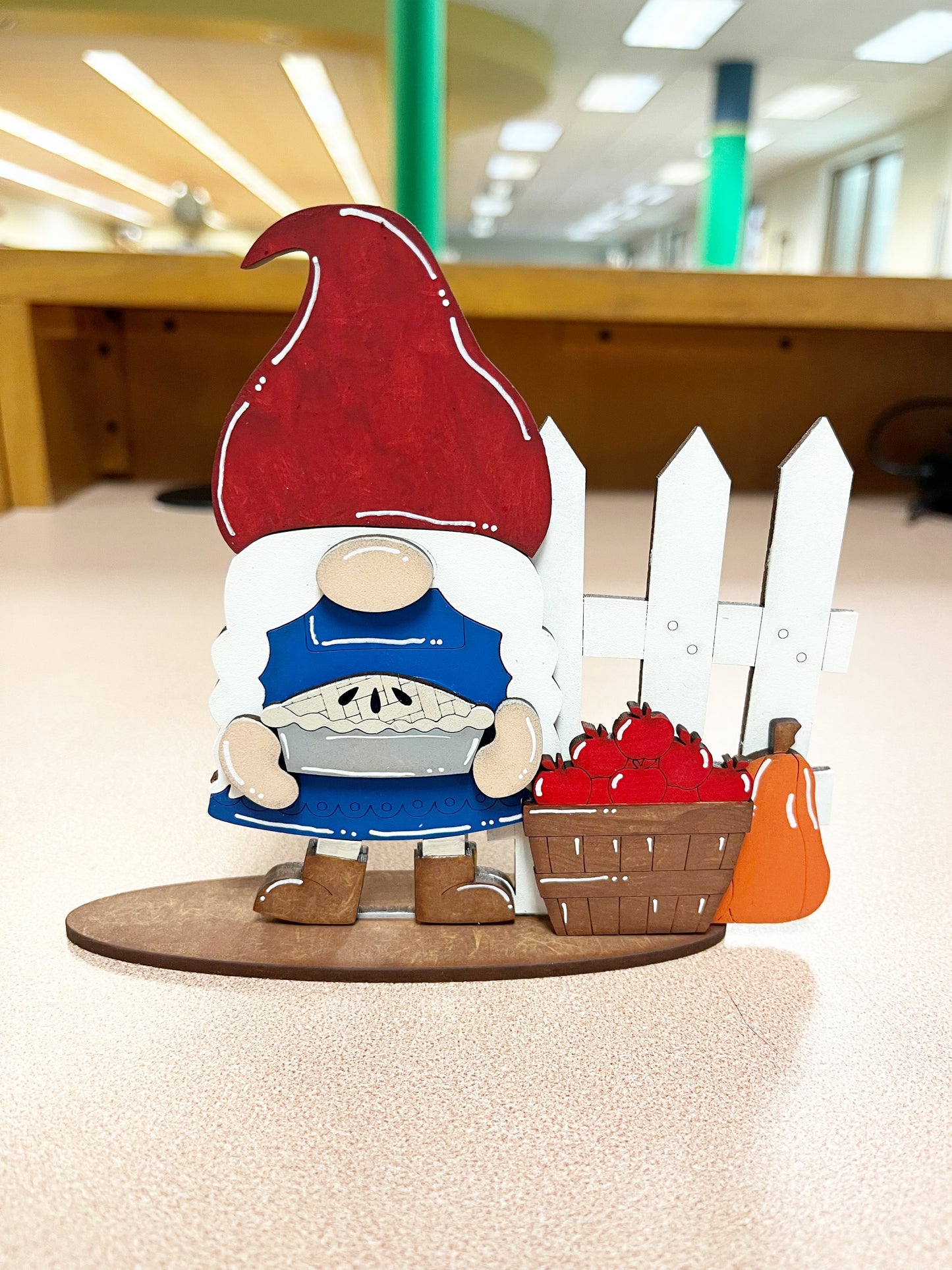 Apple Gnome Shelf Sitter