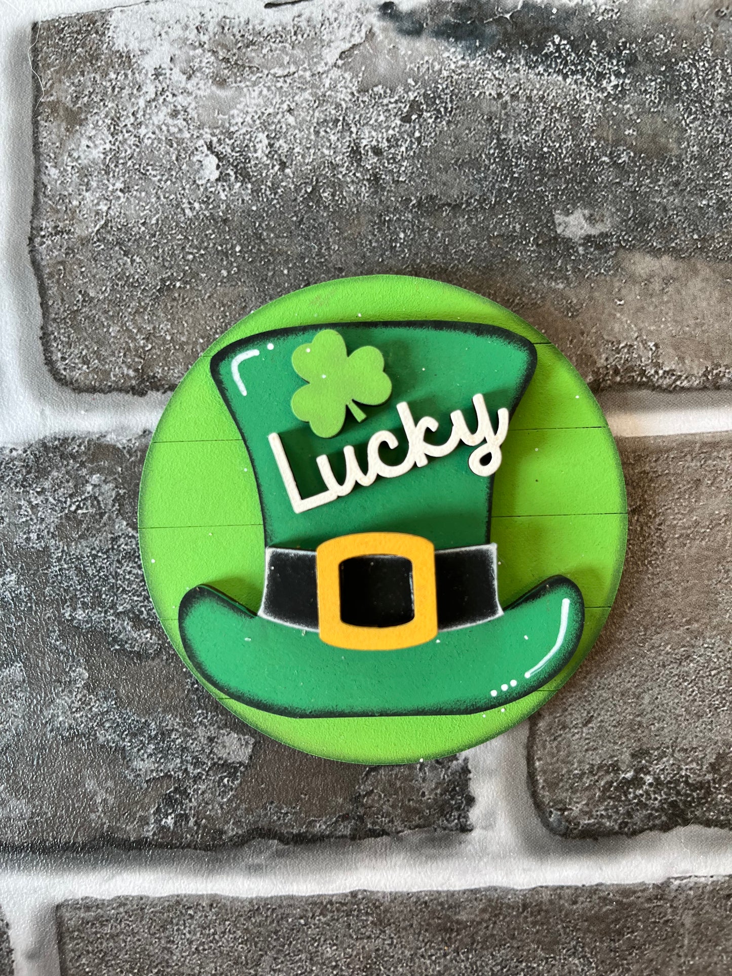 Lucky Hat Seasonal Round