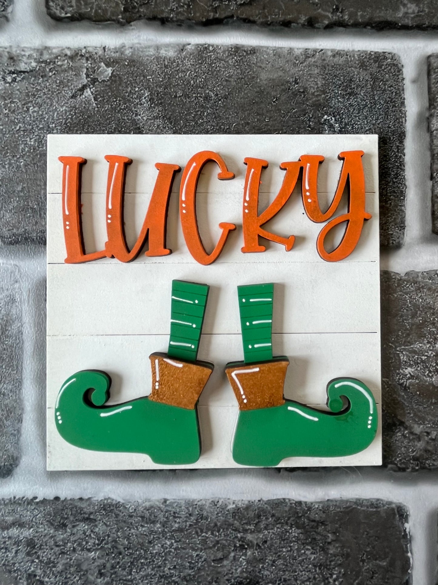 Lucky Leprechaun Feet Ladder Tile