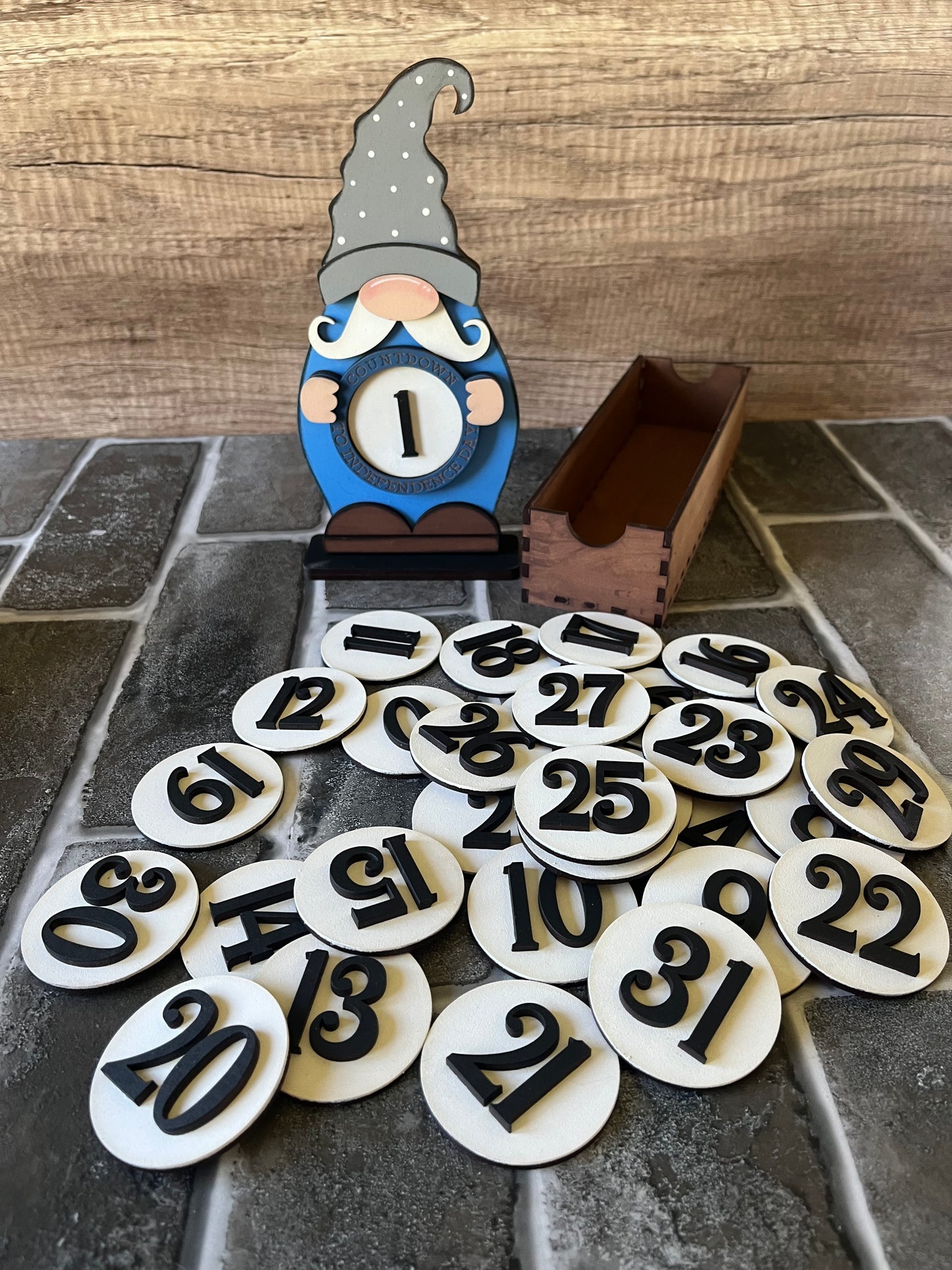 Gnome Interchangeable Countdown