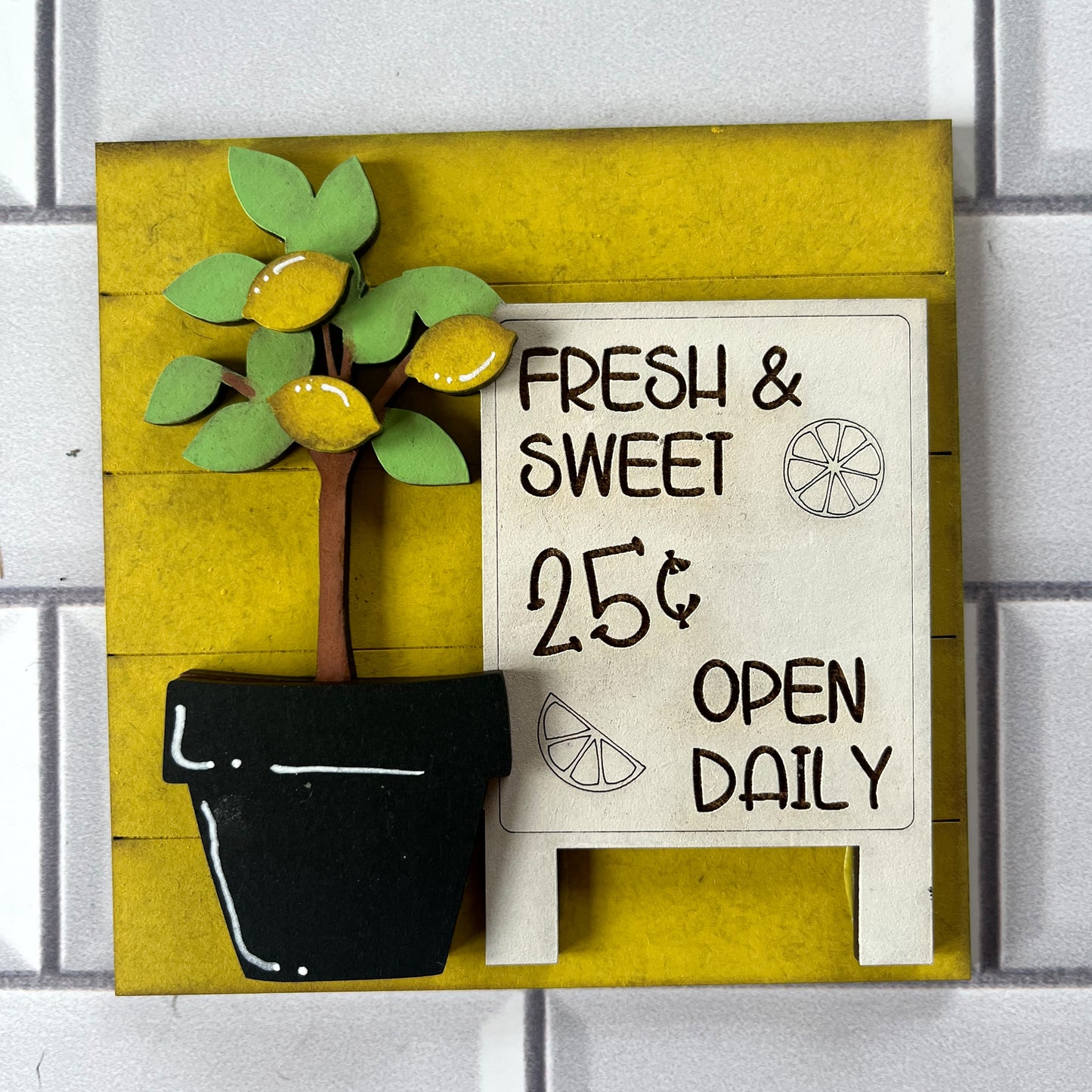 Lemon Tree Ladder Tile