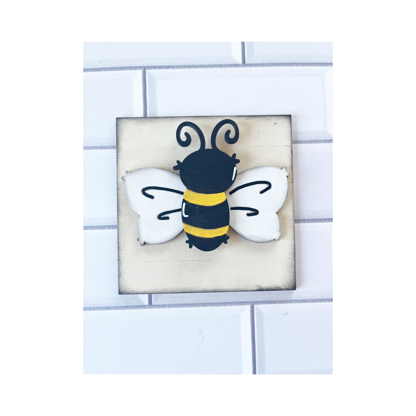 Honey Bee Ladder Tile