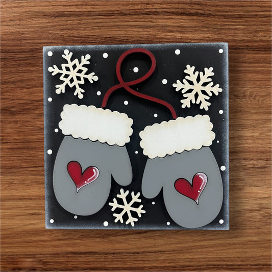 Heart Goves Ladder Tile