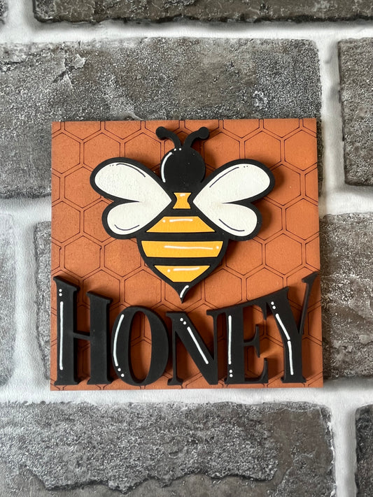 Honey Bee Ladder Tile