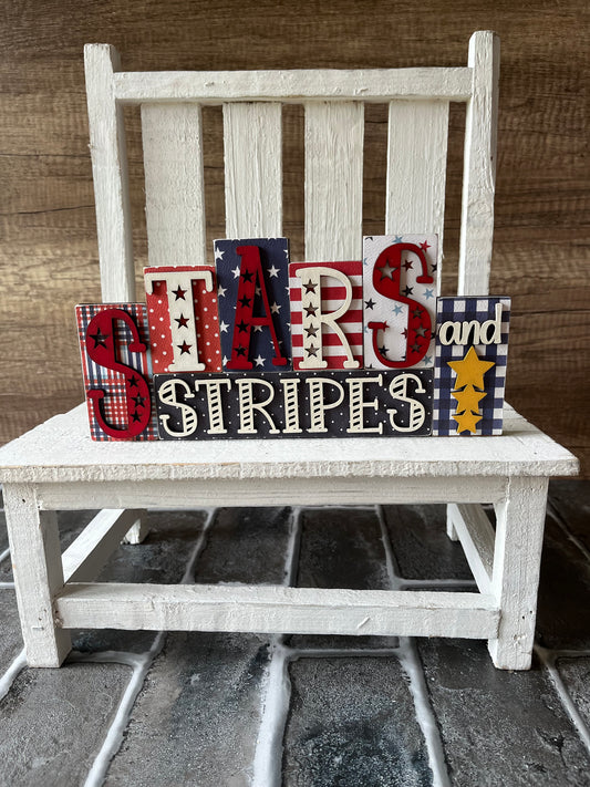 Stars and Stripes Shelf Sitter