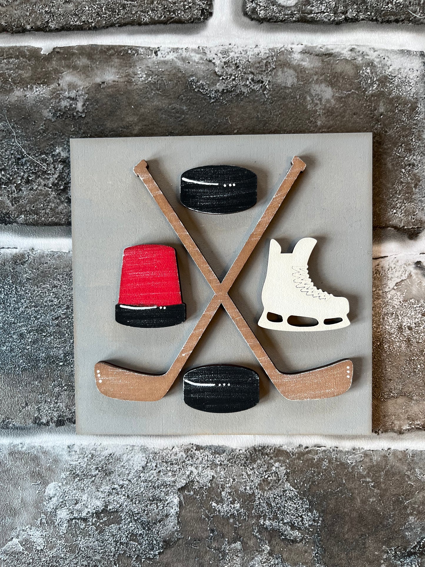 Hockey Sticks Ladder Tile