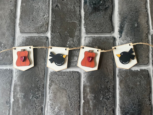 Crow and Pumpkin Banner Tiered Tray