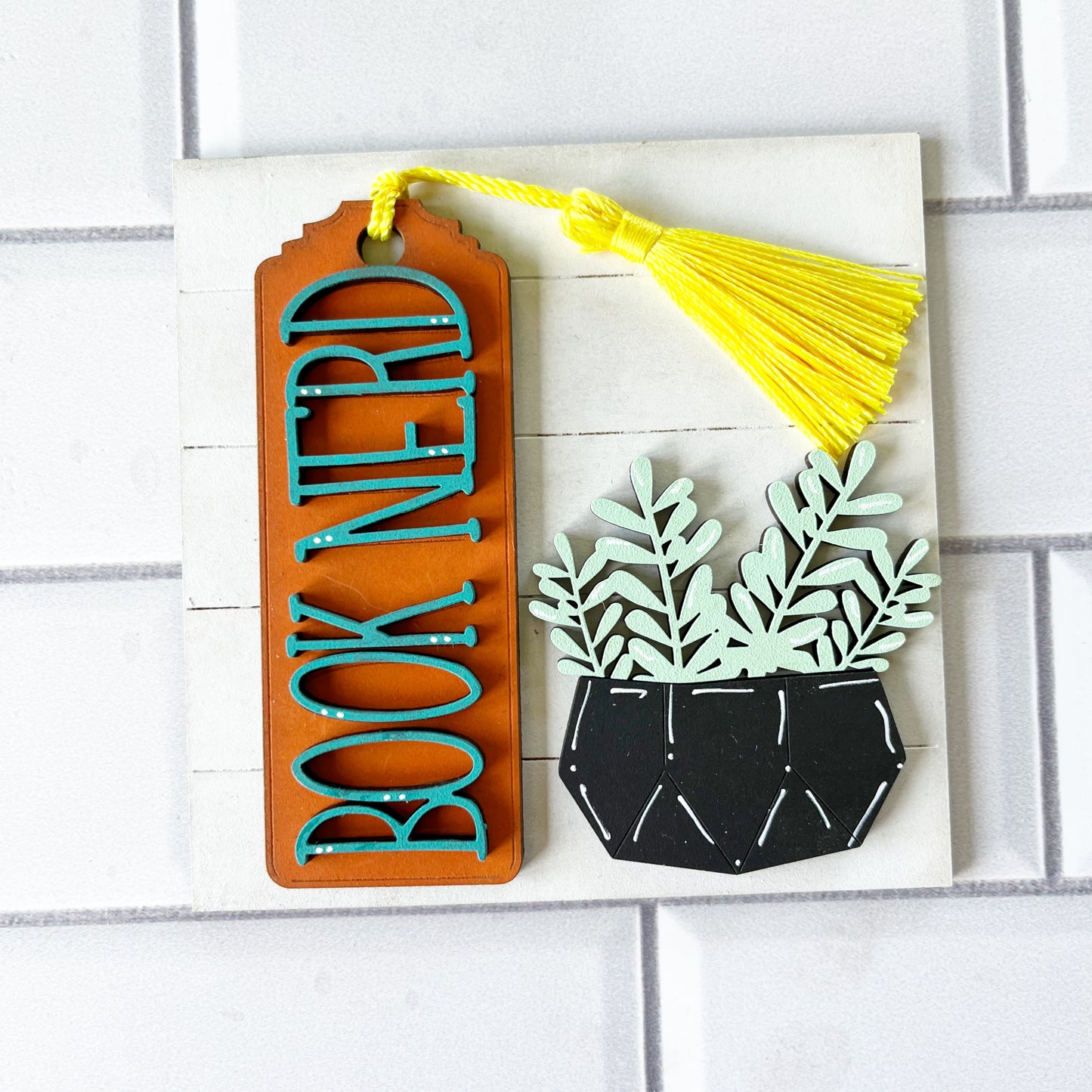 Book Mark Ladder Tile