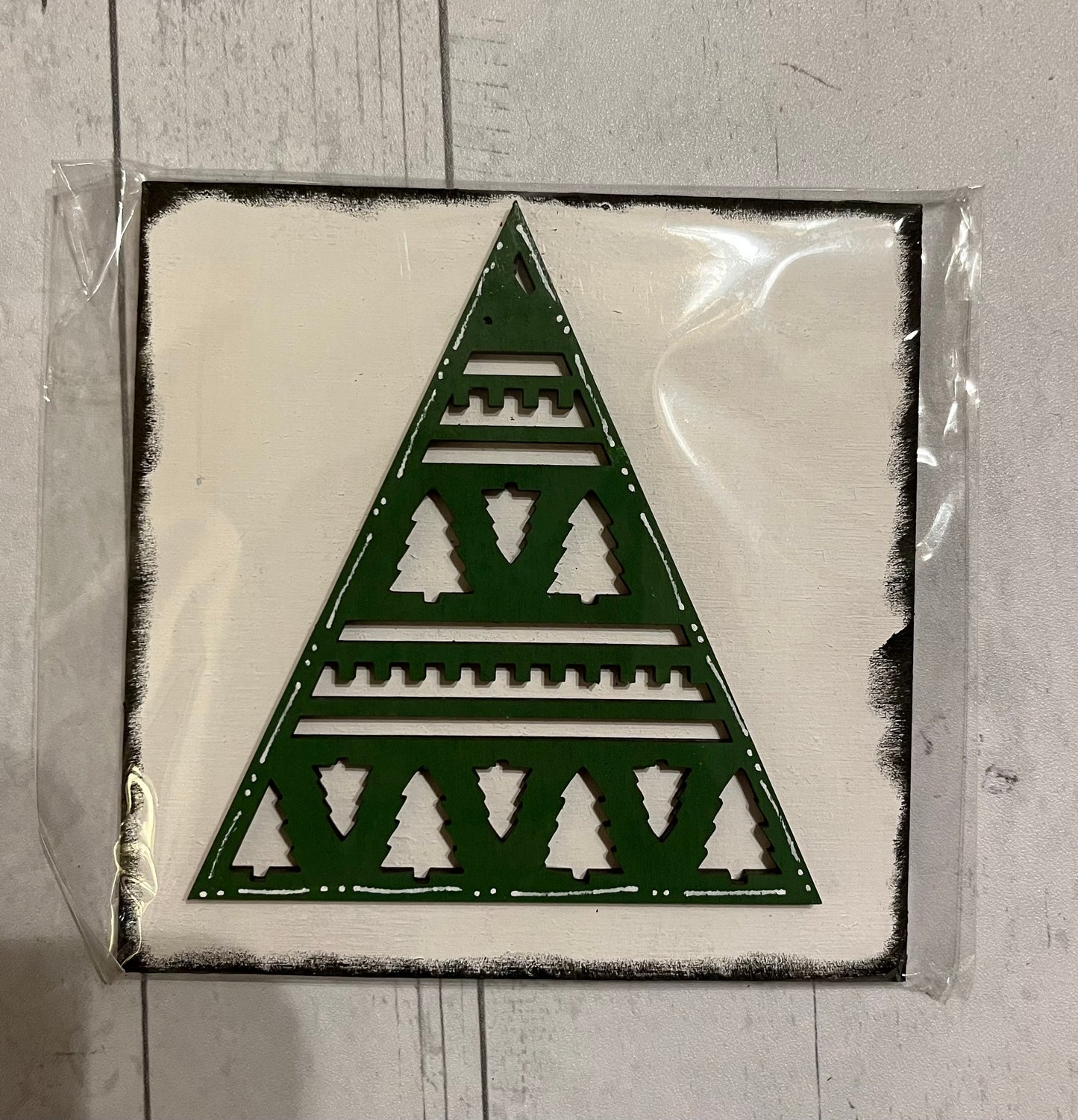 Norwegian Christmas Tree Ladder Tile