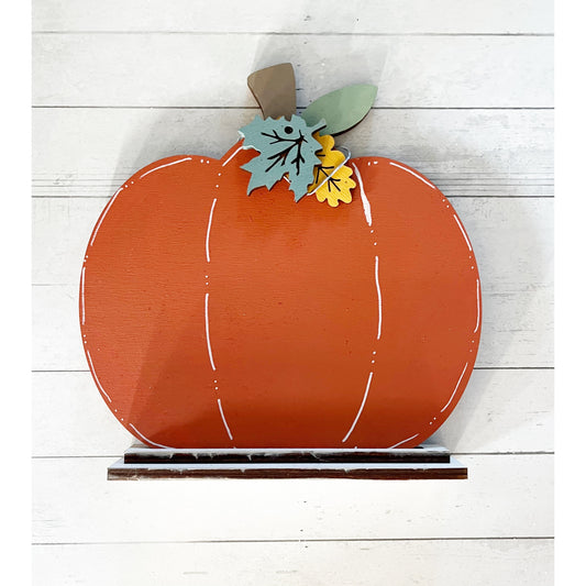 Pumpkin w\leaves Shelf Sitter