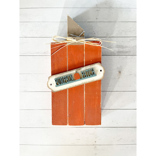 Large Wooden Pumpkin Shelf Sitter