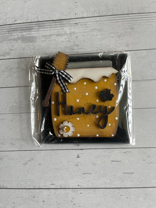 Honey Jar Ladder Tile