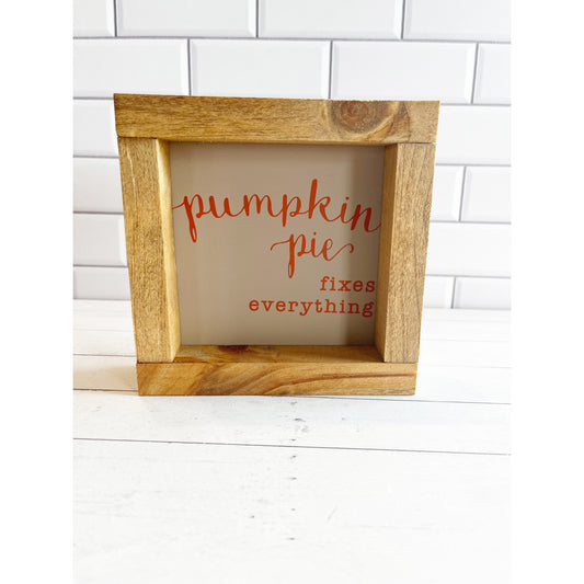 Pumpkin Pie Shelf Sitter