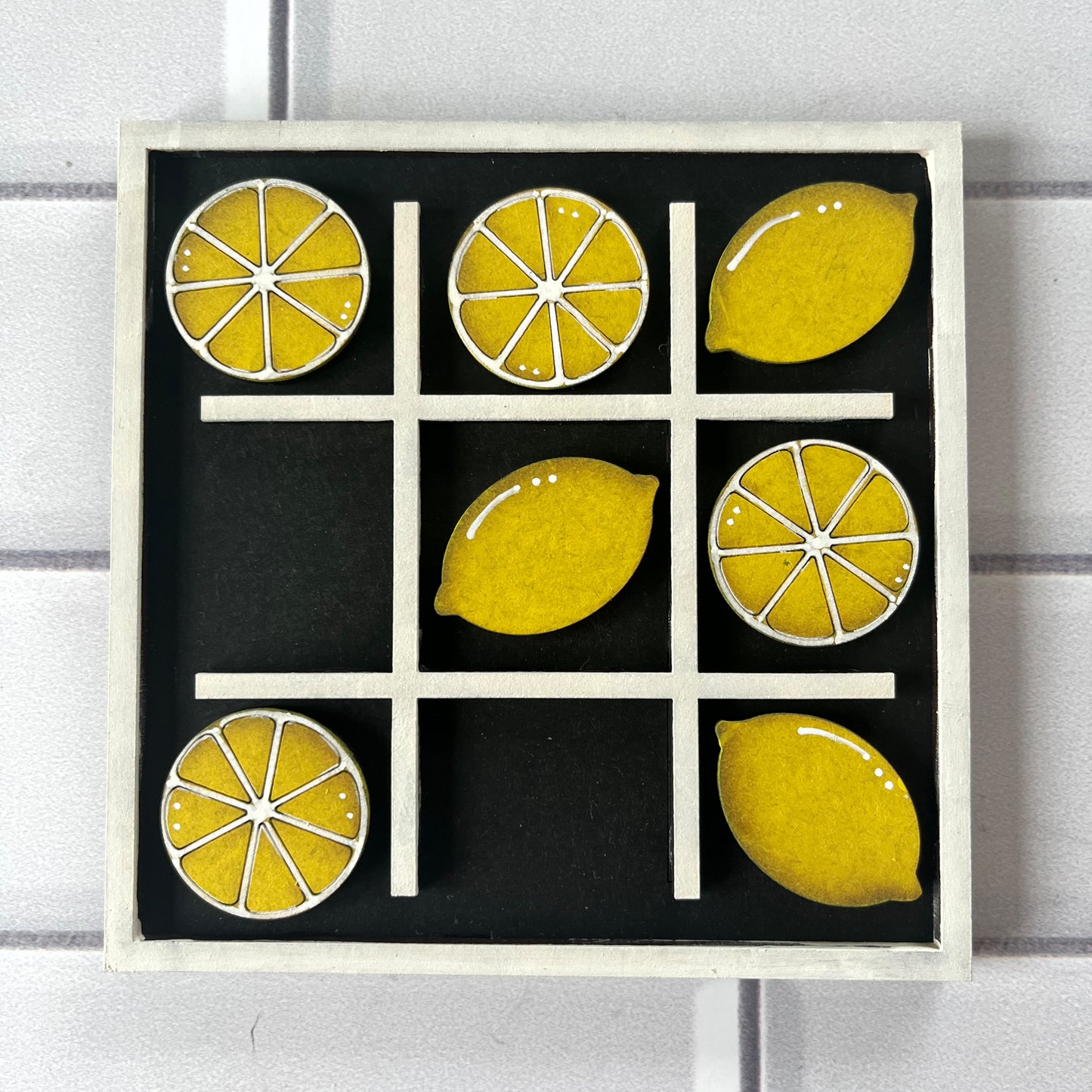 Lemon Tic Tac Toe Ladder Tile