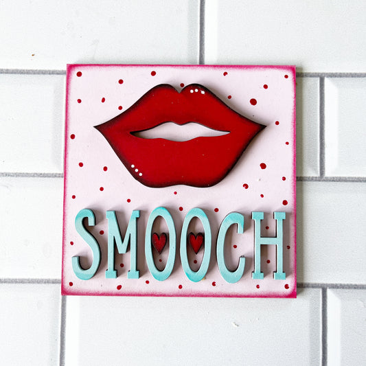 Smooch Ladder Tile