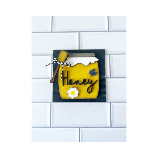 Honey Jar Ladder Tile